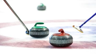 billede af nogen der curler