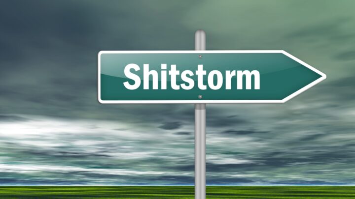 Læs her, hvad ekspert råder til, hvis jeres organisation havner i en shitstorm.