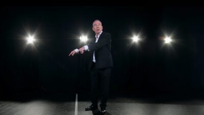 Væksthus for Ledelse har i samarbejde med skuespiller og instruktør Jens Arentzen udviklet et kommunikationsredskab til ledere, der vil træne deres kommunikationsmuskel. Det består af korte film med demonstrationer, ideer og øvelser.